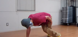【ブレイクダンス】フットワーク[ヨーロピアン六歩] -やり方・コツ・練習方法の動画講座-